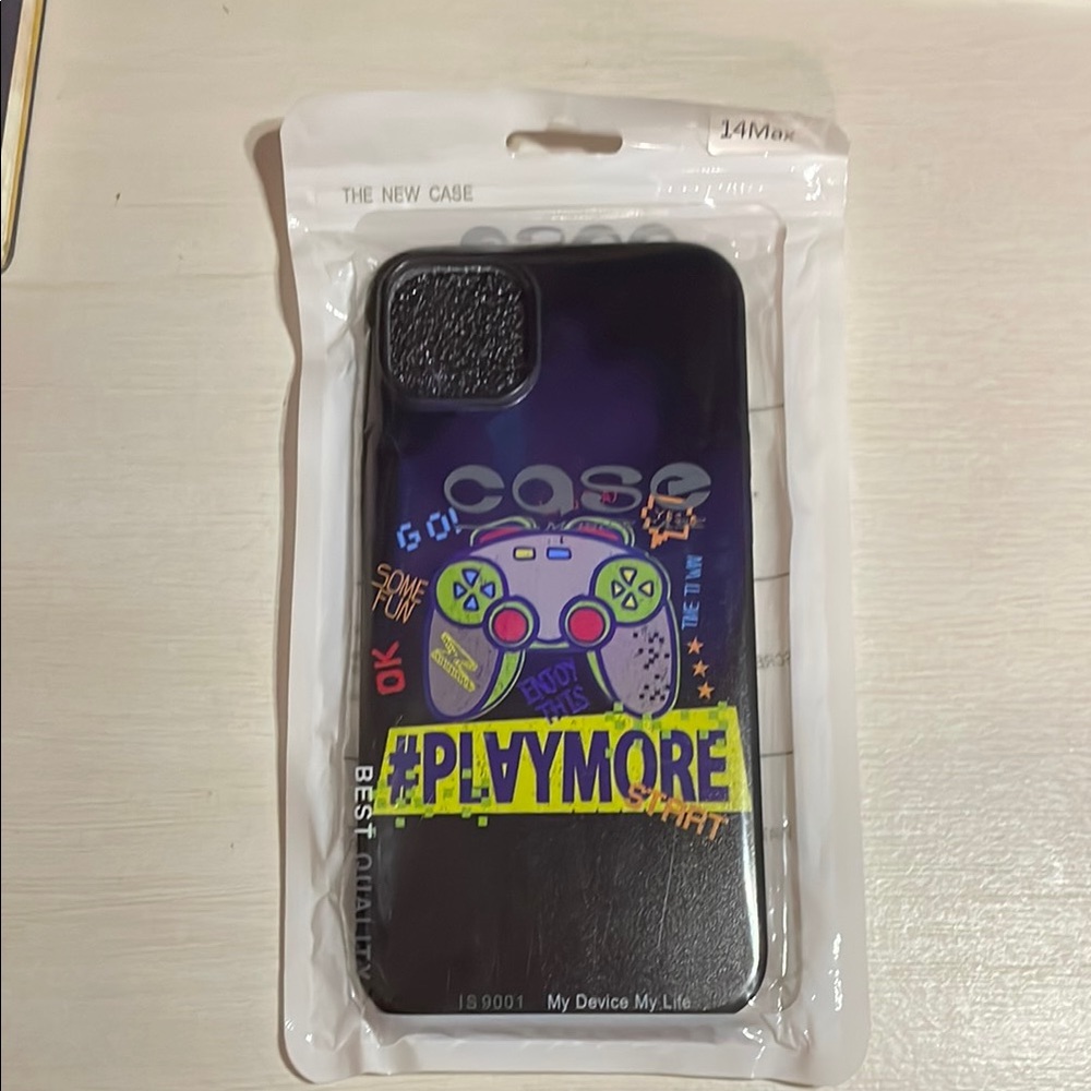 I phone 15 Pro Max Phone CASE #PLAYMORE w gaming controller